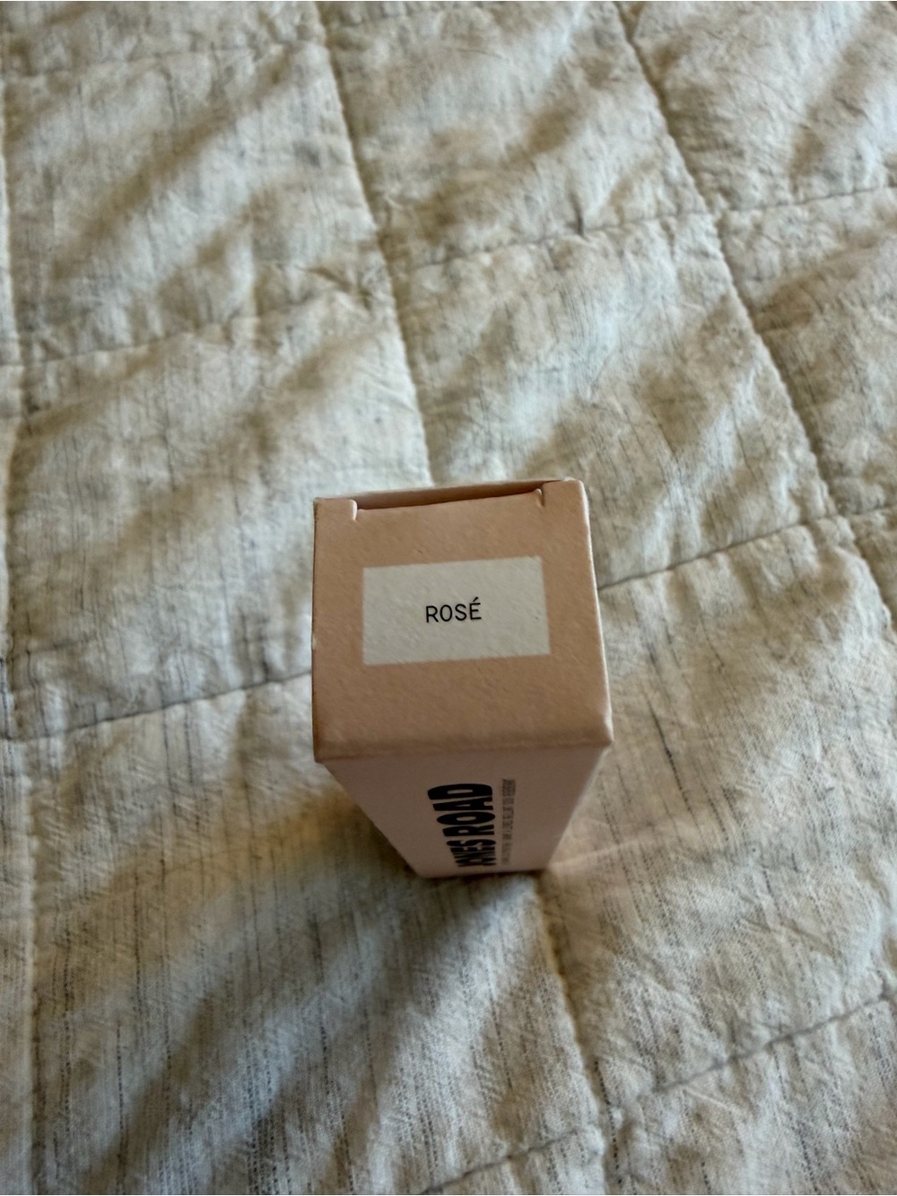 Jones Road Lip recharge glossy treatment balm NWB - Picture 2 of 2